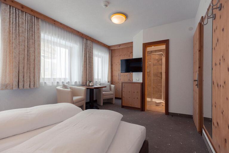 Hotel Ischgl Zangerl Doppelzimmer Standard 7